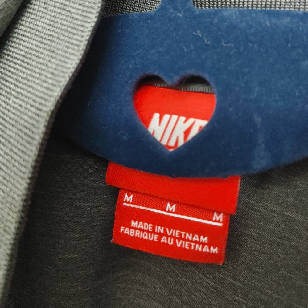 Euc Nike Tech Windrunner Bonded Hooded Jacket In … - image 6